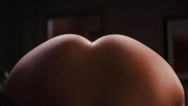 XXX pas d'inscription  Strip-tease chez une femme en surpoids porno game gratuit crée un cancer