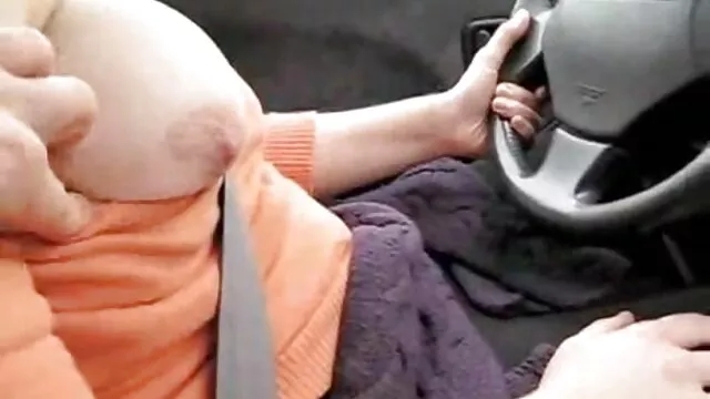 XXX pas d'inscription  Chat video porno gratuit perfect sur une caméra cachée dans les toilettes avec le téléphone