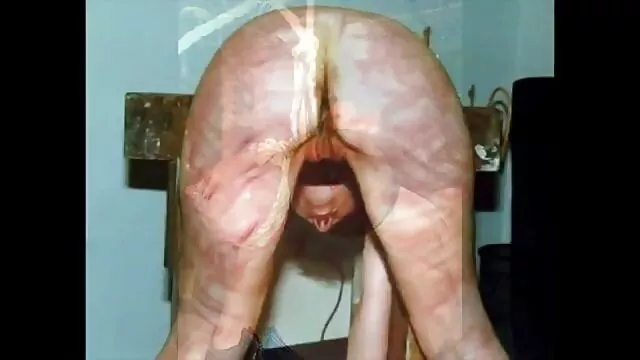 XXX pas d'inscription  Pied salope formateur dans la piscine se film porno amateurs gratuit masturbe