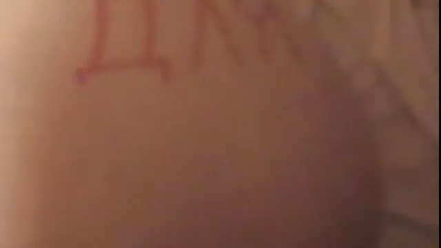 XXX pas d'inscription  Une absoluporn gratuit fille corrompue baise le fils de son maître