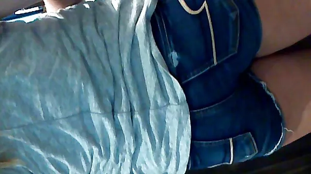 XXX pas d'inscription  Blonde avec une films pornos femmes mures belle robe sucé avant anal