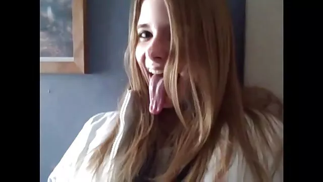 XXX pas d'inscription  Se seexe gratuit masturber au bord de la piscine de belle fille