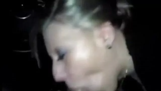 XXX pas d'inscription  Sucer la bite dans la xnxx video gratuite bouche