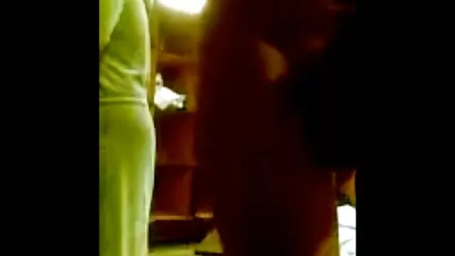 XXX pas d'inscription  Lesbienne coach a conduit 69 étapes sur la video femme nue gratuit tête du client
