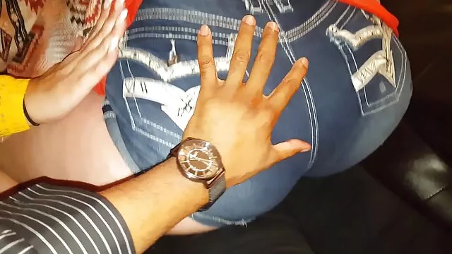 XXX pas d'inscription  Leurs mains préliminaires se sont réveillées de video x coqnu l'étranger et ont parlé la langue