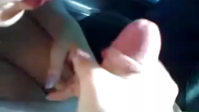 XXX pas d'inscription  Un homme gémit et gémit dans sa bouche video sex amateur gratuite